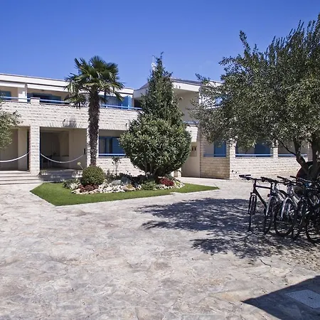 Apartments Villa Pina Vodice Exterior foto