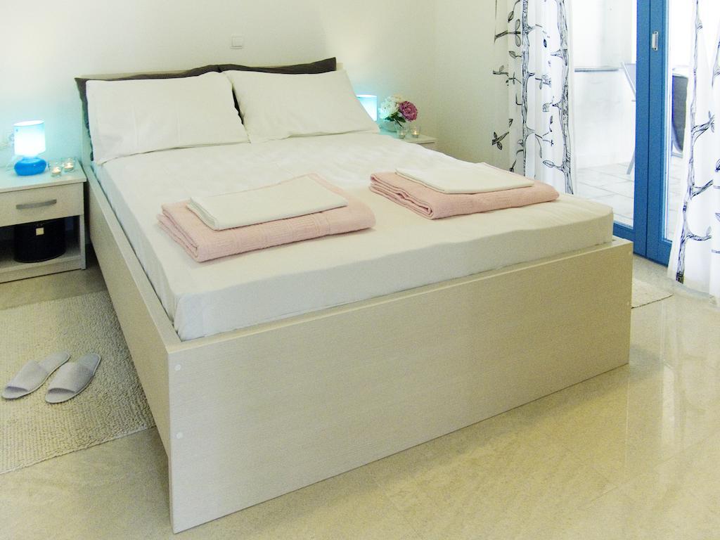 Apartment Pina *