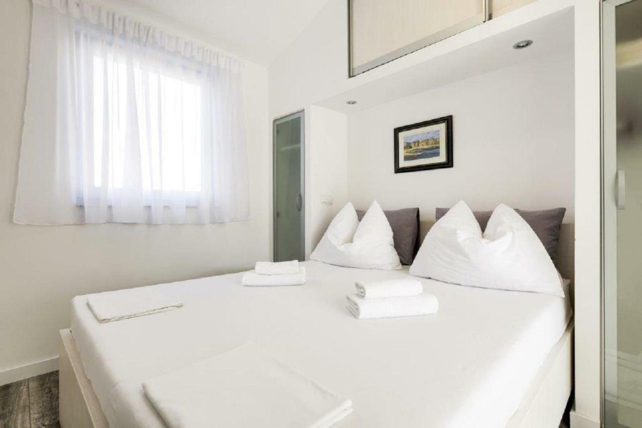 Apartment Pina Vodice